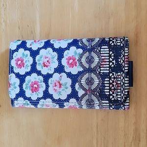 NWOT Floral Phone Case